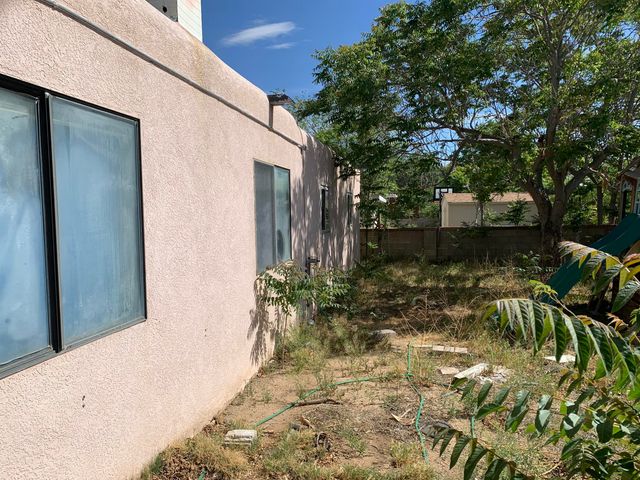 1705 Utah Street NE, Albuquerque, NM 87110