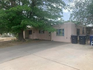 1705 Utah Street NE, Albuquerque, NM 87110