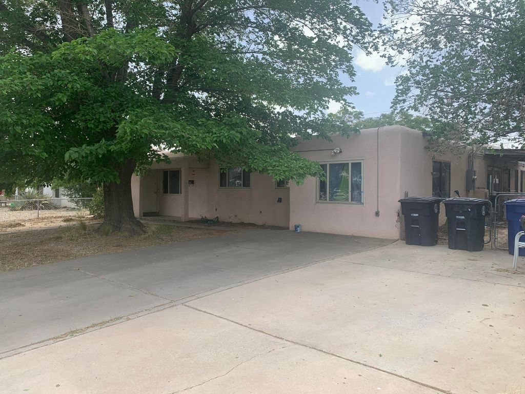 1705 Utah Street NE, Albuquerque, NM 87110