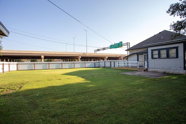 1906 S TYLER Street, Amarillo, TX 79109