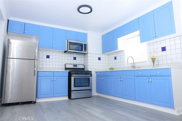 1033 West 62nd Street, Los Angeles, CA 90044