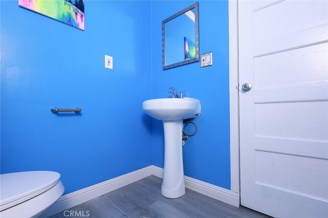 1033 West 62nd Street, Los Angeles, CA 90044