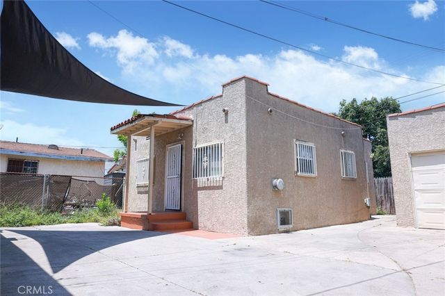 1033 West 62nd Street, Los Angeles, CA 90044