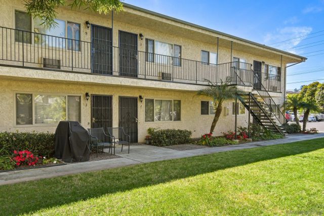 403 Emerald Ave APT 8, El Cajon, CA 92020