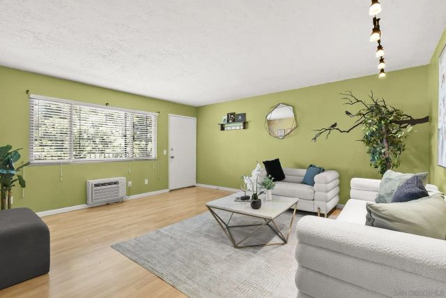 403 Emerald Ave APT 8, El Cajon, CA 92020