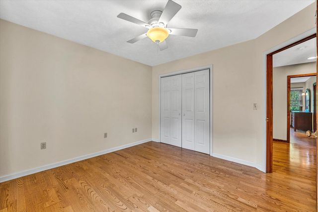400 HARBOR LANDING DR, Moneta, VA 24121
