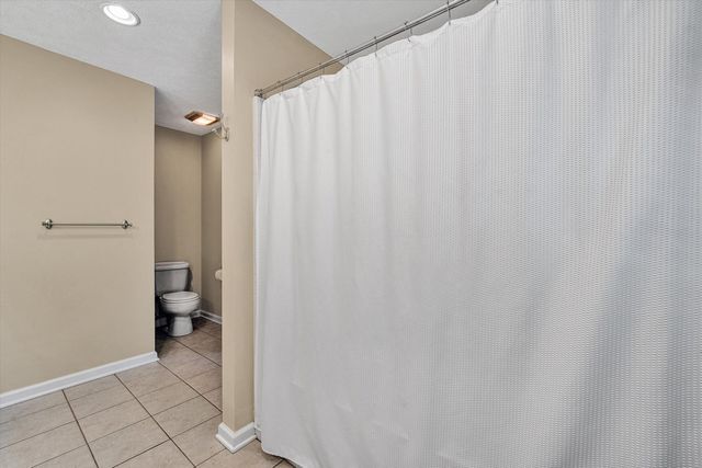 400 HARBOR LANDING DR, Moneta, VA 24121
