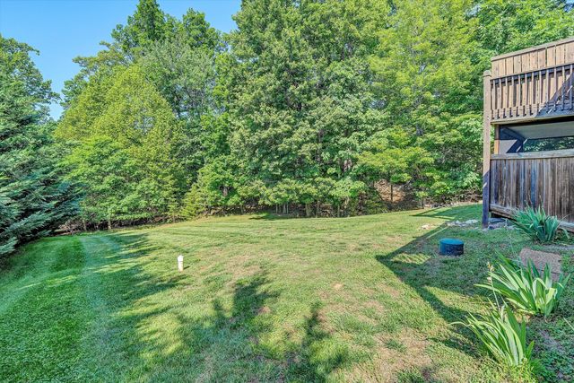 400 HARBOR LANDING DR, Moneta, VA 24121