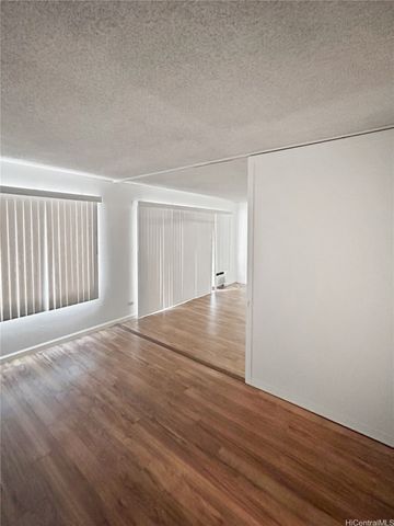 411 Kaiolu Street 203, Honolulu, HI 96815