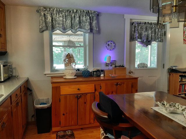 14 Easy Avenue, Albany, NH 03818