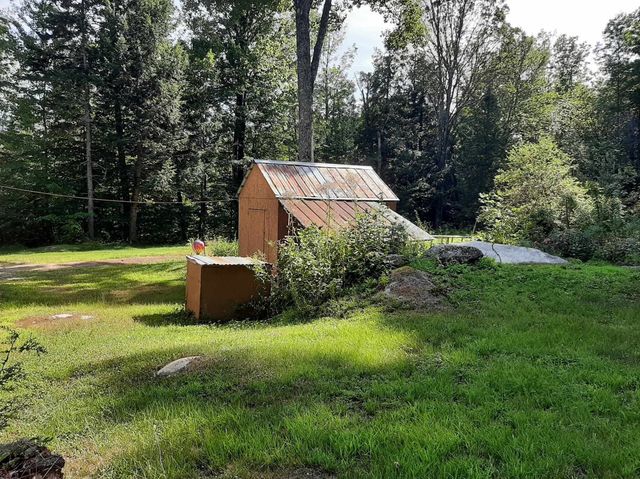 14 Easy Avenue, Albany, NH 03818