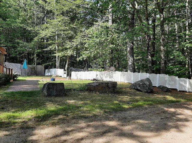 14 Easy Avenue, Albany, NH 03818