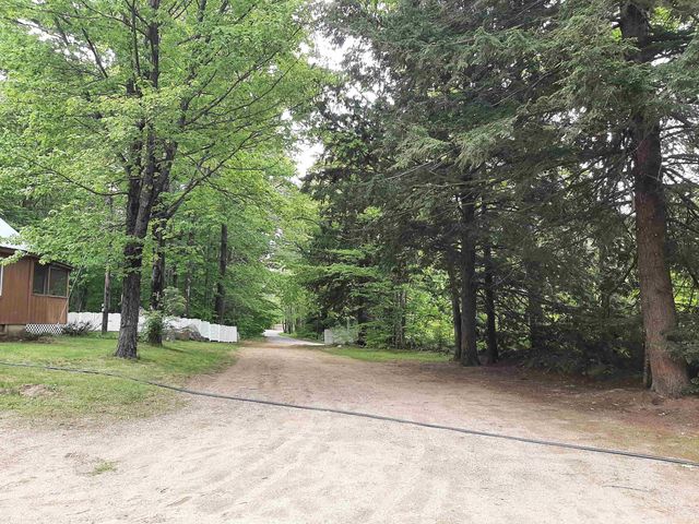 14 Easy Avenue, Albany, NH 03818