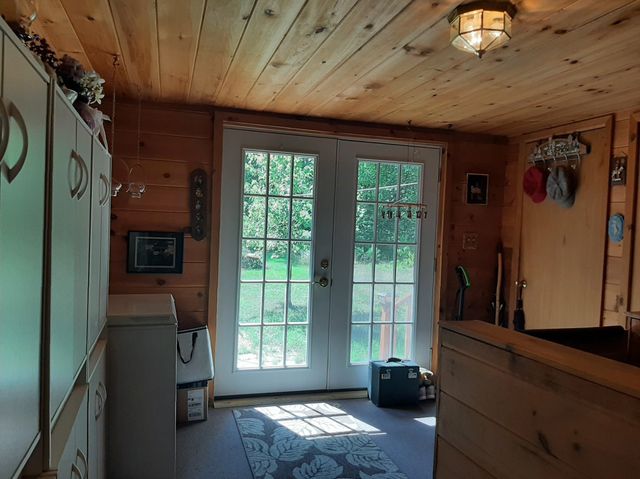 14 Easy Avenue, Albany, NH 03818