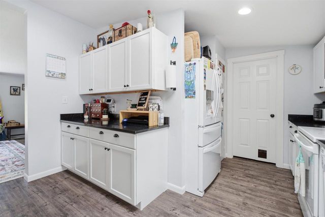 643 S MILL STREET, Hortonville, WI 54944