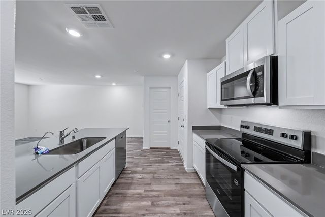7368 Joanna Brook Street, North Las Vegas, NV 89084