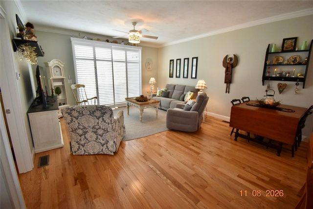 107 Old River Road 86, Lincoln, RI 02865