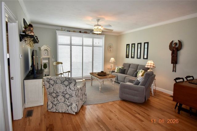 107 Old River Road 86, Lincoln, RI 02865