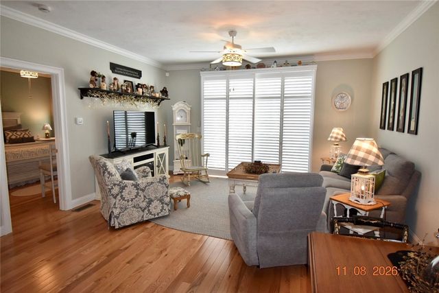 107 Old River Road 86, Lincoln, RI 02865