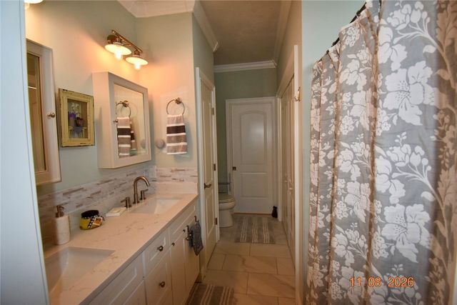 107 Old River Road 86, Lincoln, RI 02865