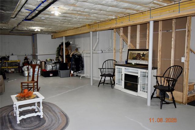 107 Old River Road 86, Lincoln, RI 02865