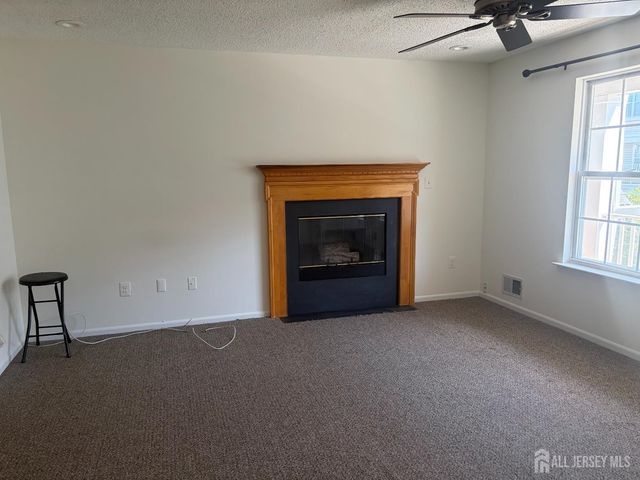 14 Prestwick Way, Edison, NJ 08820