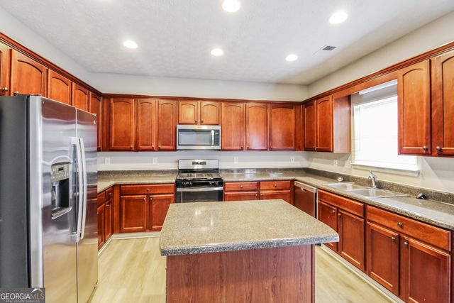 75 Valley Brook Drive, Covington, GA 30016