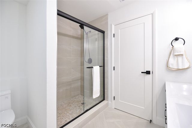 912 Entrada DR S, Fort Myers, FL 33919