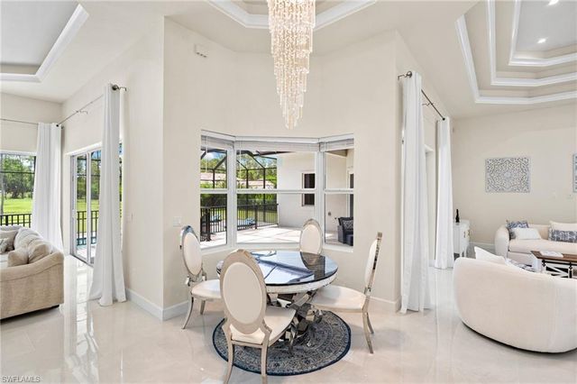 379 25th ST NW, Naples, FL 34120