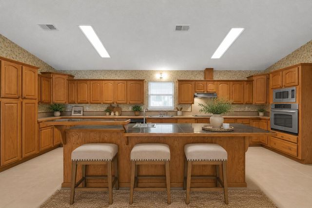 121 Magnolia Boulevard, New Caney, TX 77357