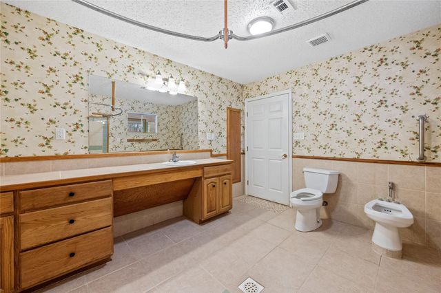 121 Magnolia Boulevard, New Caney, TX 77357