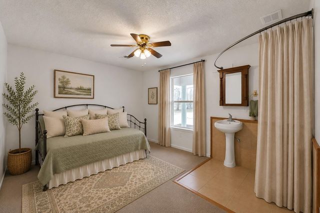 121 Magnolia Boulevard, New Caney, TX 77357