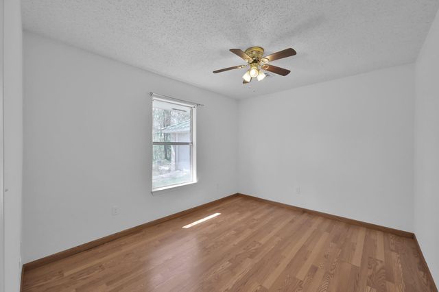 121 Magnolia Boulevard, New Caney, TX 77357