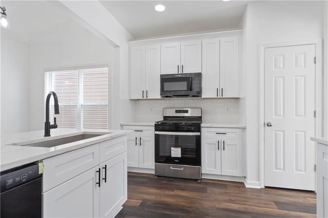 413 Reynoldston Way, Suwanee, GA 30024