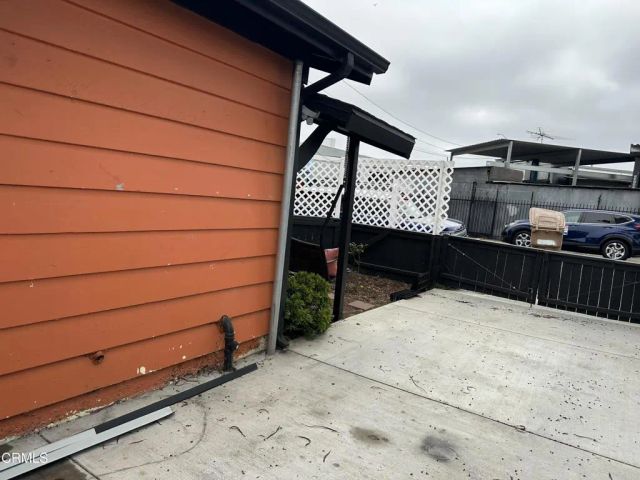 2422 Alameda Avenue, Ventura, CA 93003