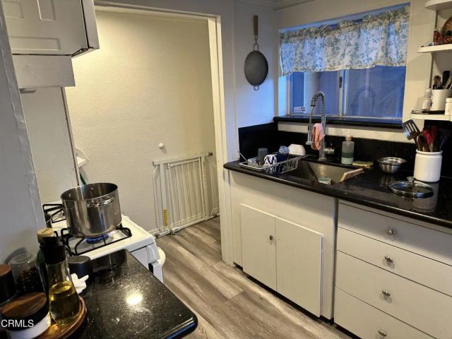 2422 Alameda Avenue, Ventura, CA 93003