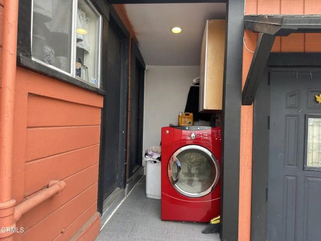 2422 Alameda Avenue, Ventura, CA 93003