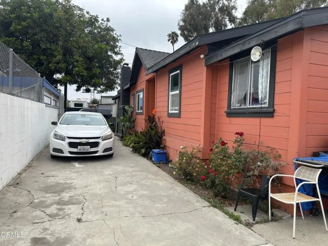2422 Alameda Avenue, Ventura, CA 93003