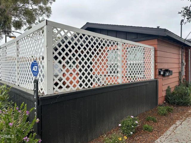 2422 Alameda Avenue, Ventura, CA 93003