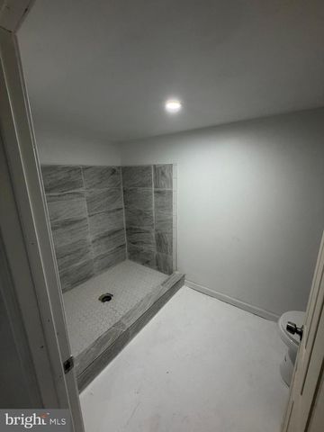 5421 BEAUMONT AVE, Philadelphia, PA 19143