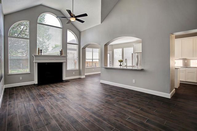 5630 Heather Run, Houston, TX 77041