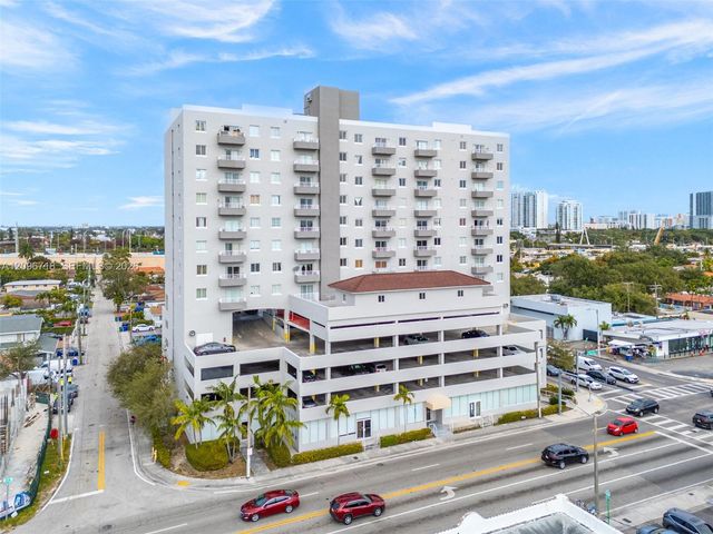 2217 NW 7th Street 1202, Miami, FL 33125