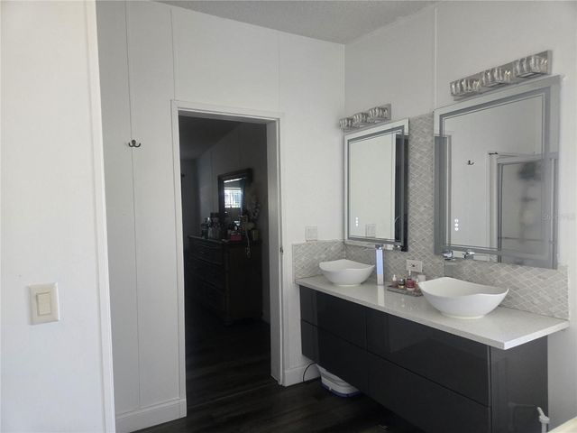 4314 LANE ROAD, Zephyrhills, FL 33541