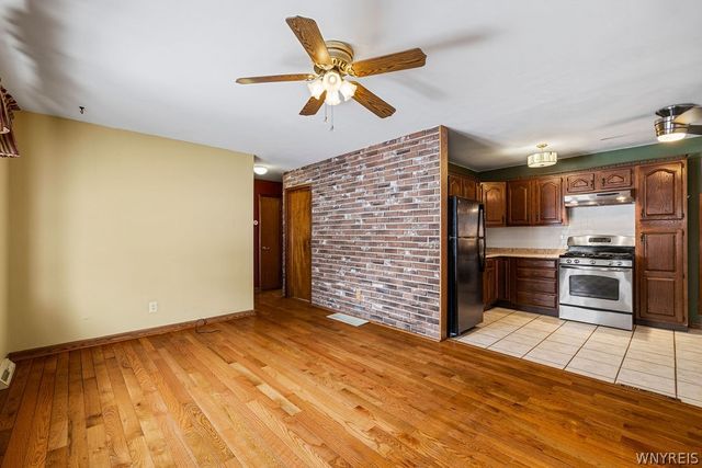 1358 Caravelle Drive, Niagara Falls, NY 14304