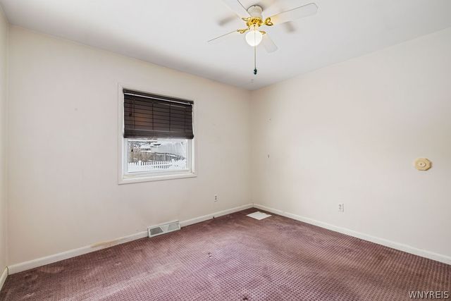 1358 Caravelle Drive, Niagara Falls, NY 14304