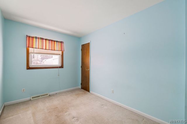 1358 Caravelle Drive, Niagara Falls, NY 14304