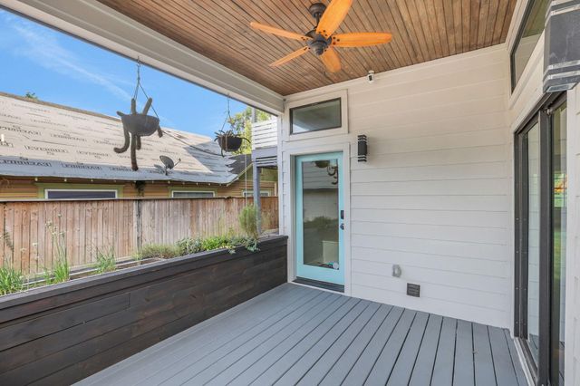 914 Robbie Street, Houston, TX 77009