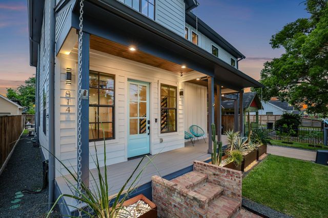 914 Robbie Street, Houston, TX 77009