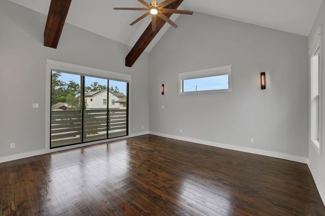 914 Robbie Street, Houston, TX 77009