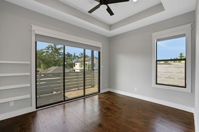 914 Robbie Street, Houston, TX 77009